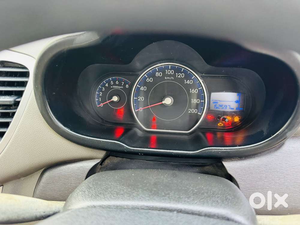 Hyundai I10 Sportz 1.1 Irde2, 2015, Petrol