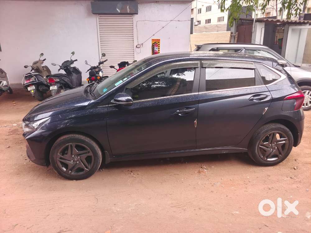 Hyundai I20 Sportz 1.2 Ivt, 2023, Petrol