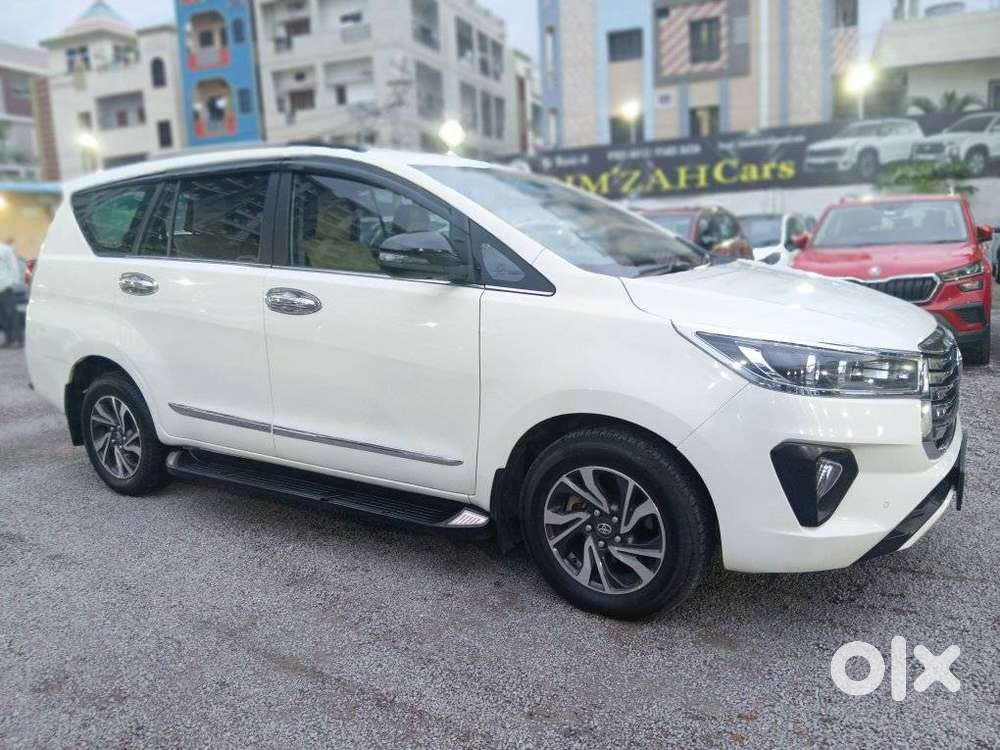 Toyota Innova Crysta 2.4 V 8 Str, 2021, Diesel