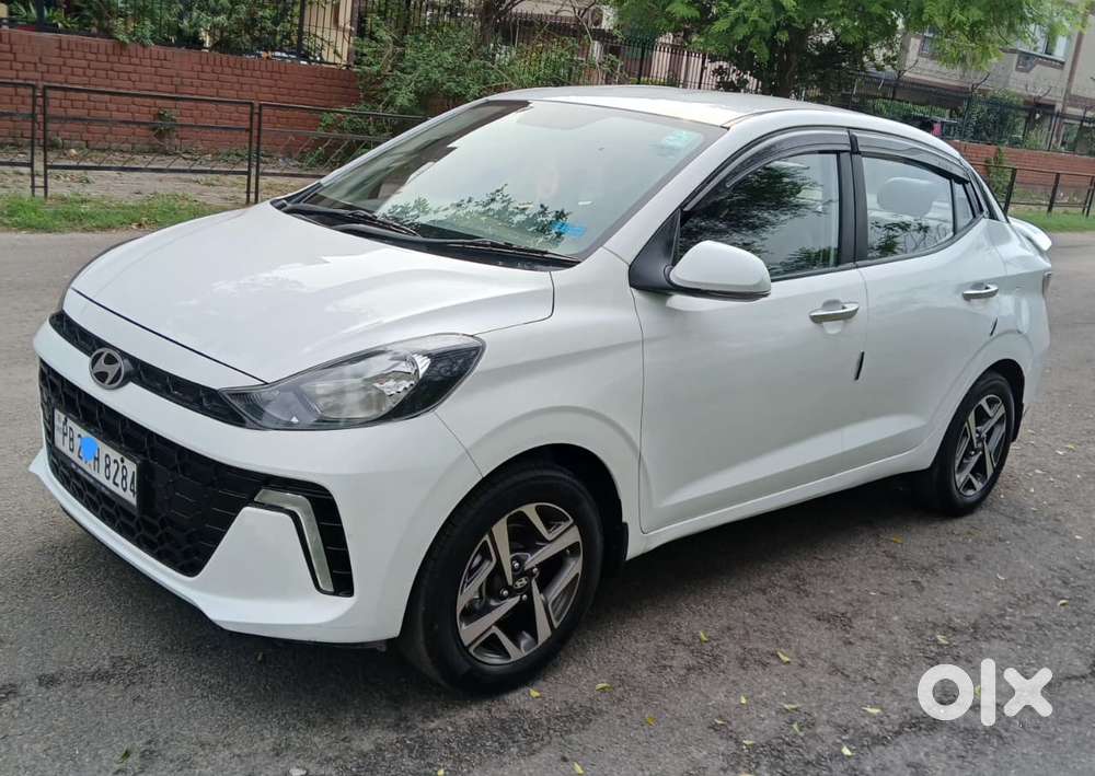 Hyundai Aura Sx (o) Manual, 2023, Petrol