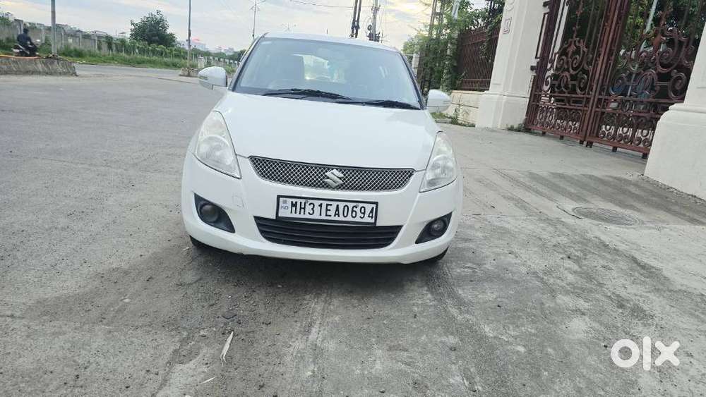 Maruti Suzuki Swift Vxi Optional, 2012, Petrol