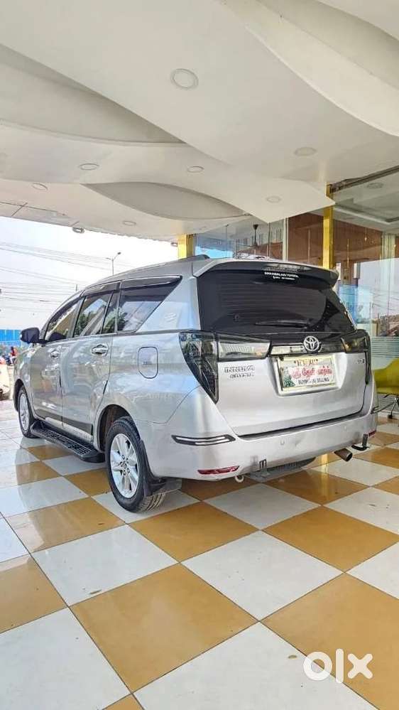 Toyota Innova Crysta 2.4zx Automatic, 2017, Diesel