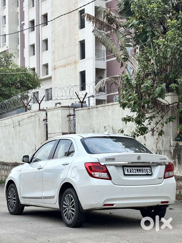 Maruti Suzuki Swift Dzire Zdi + Mt, 2017, Diesel