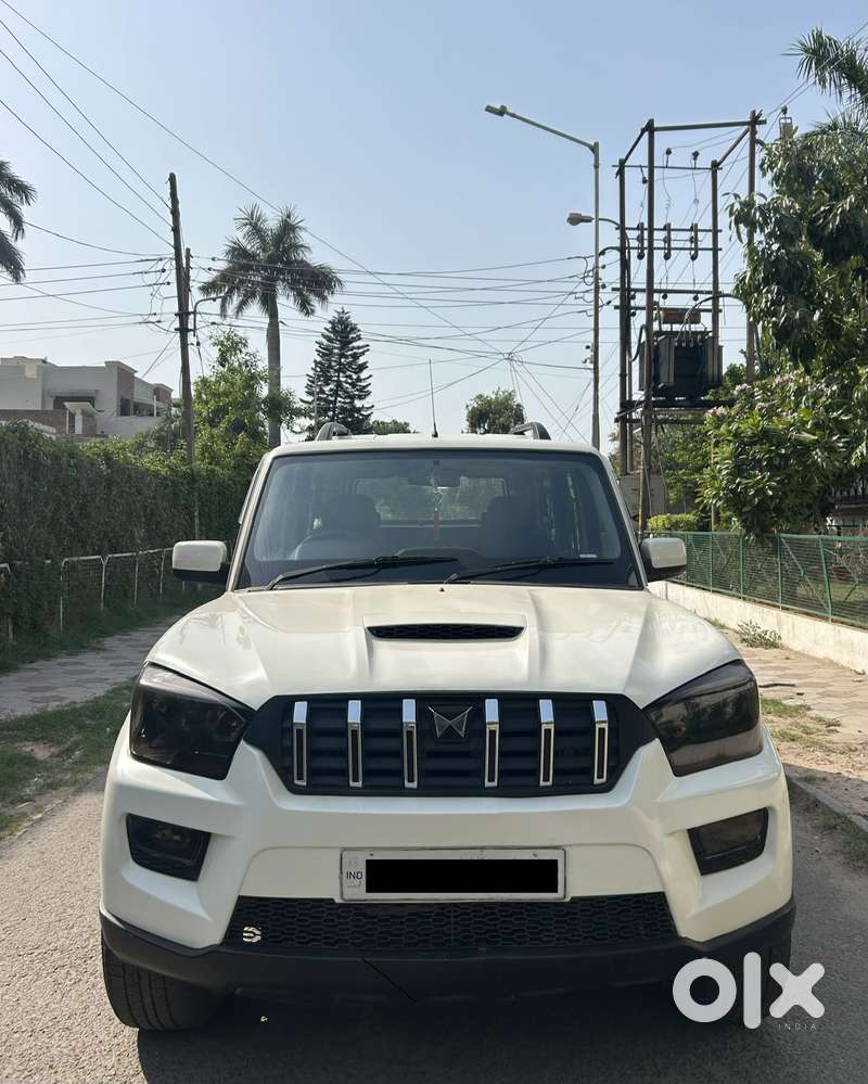 Mahindra Scorpio Classic 2.2 S 11 Mt 7 Str, 2017, Diesel