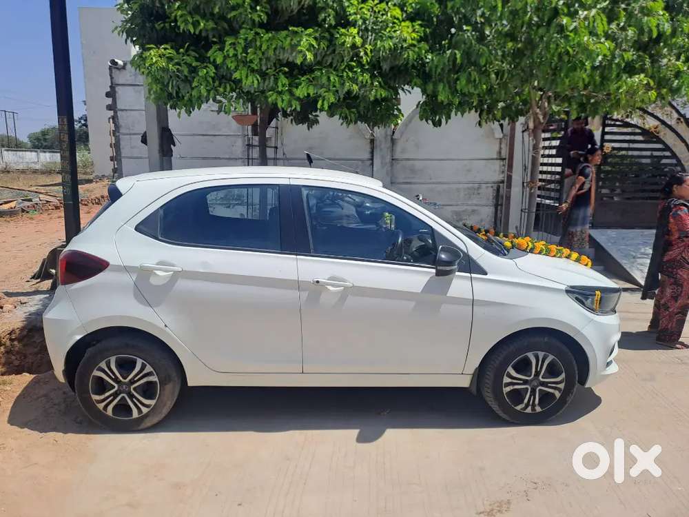 Tata Tiago 2023 Cng & Hybrids 62 Km Driven