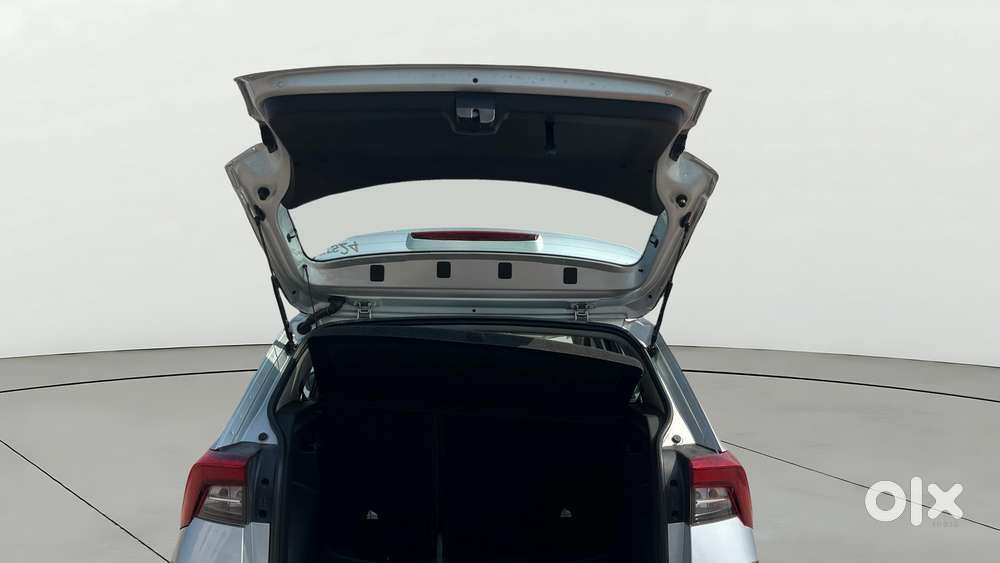 Skoda Kushaq 1.0 Tsi Style At, 2023, Petrol