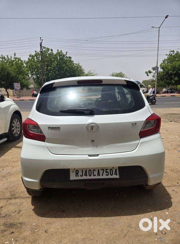 Tata Tiago 1.05 Revotorq Xz Wo Alloy, 2018, Petrol