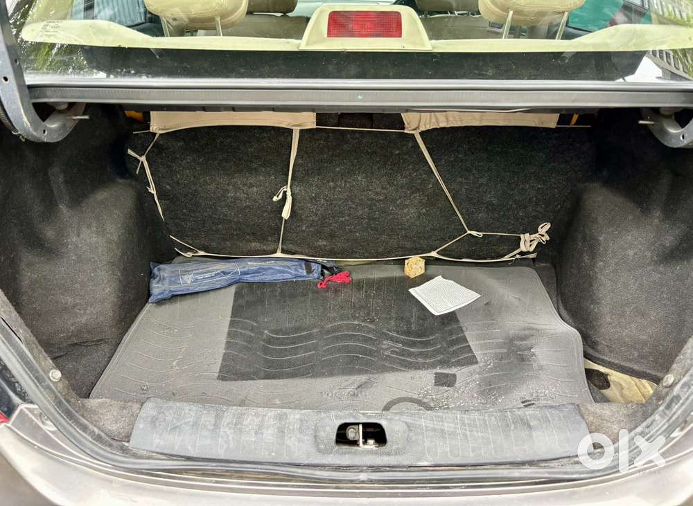 Maruti Suzuki Swift Dzire Vxi 1.2, 2013, Petrol