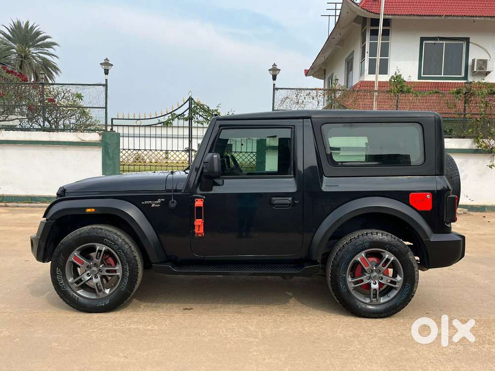 Mahindra Thar Lx Hard Top Petrol Mt 4wd, 2022, Petrol