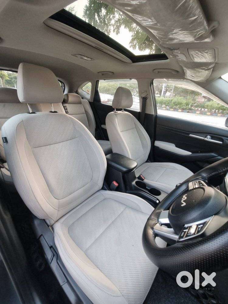 Kia Seltos 1.5 Htx+ Mt Dual Tone Imt, 2022, Petrol