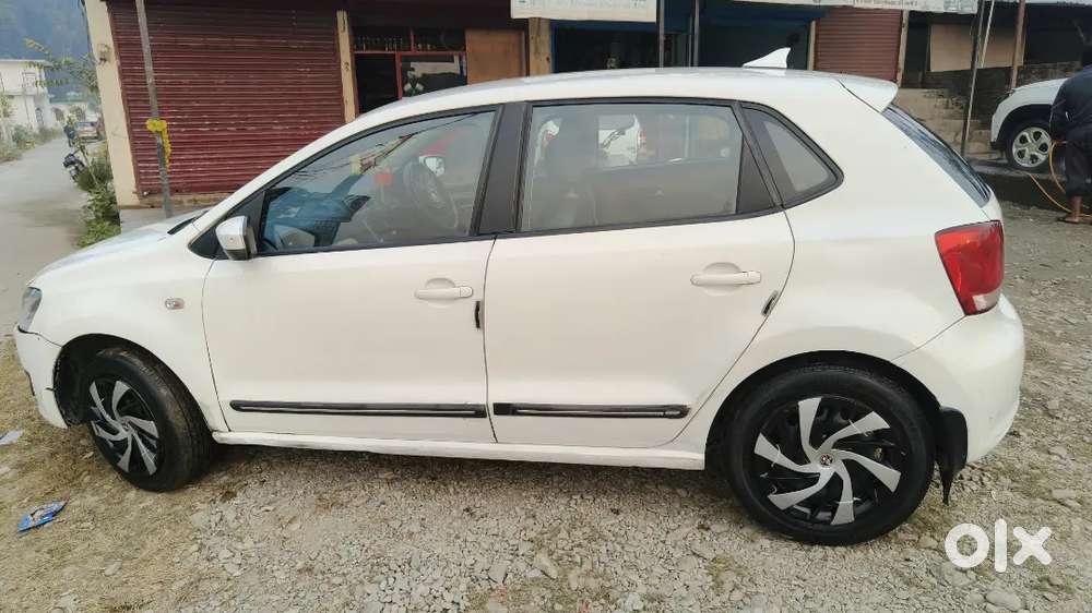 Volkswagen Polo 2013 Diesel 100000 Km Driven