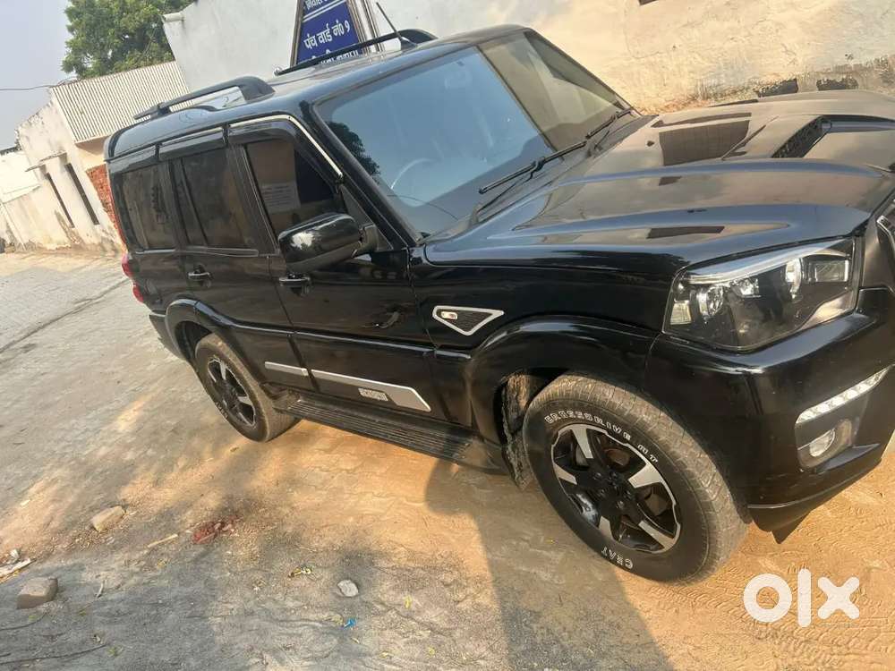 Mahindra Scorpio Classic 2024 Diesel 35000 Km Driven