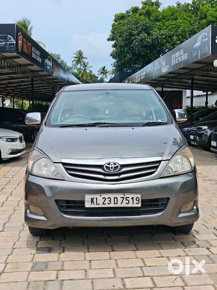 Toyota Innova 2.5 V 7 Str, 2011, Diesel