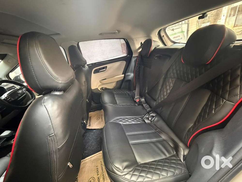 Tata Altroz Accomplished S Dca