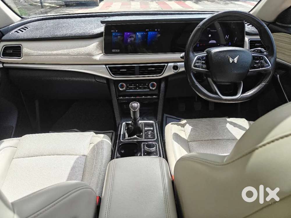Mahindra Xuv700 2.2 Ax 7 Diesel Mt Str, 2023, Diesel