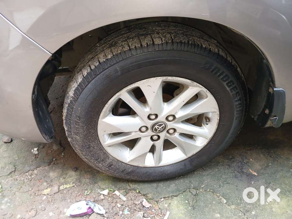 Toyota Innova Crysta 2.8 Gx At, 2016, Diesel