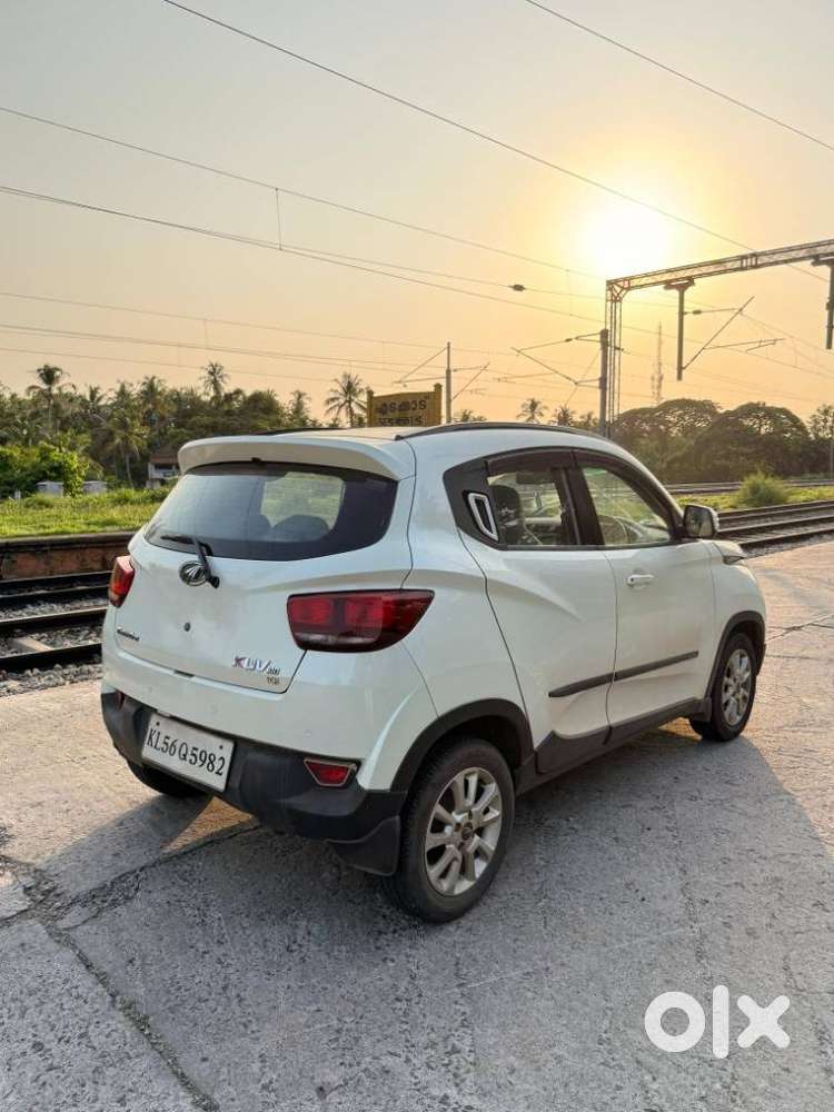Mahindra Kuv 100 K8 5str, 2017, Petrol