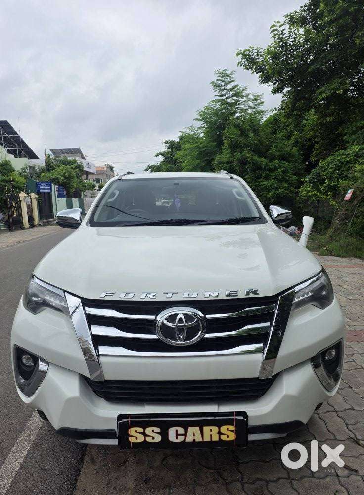 Toyota Fortuner 4x2 At 2.8 Diesel, 2019, Diesel