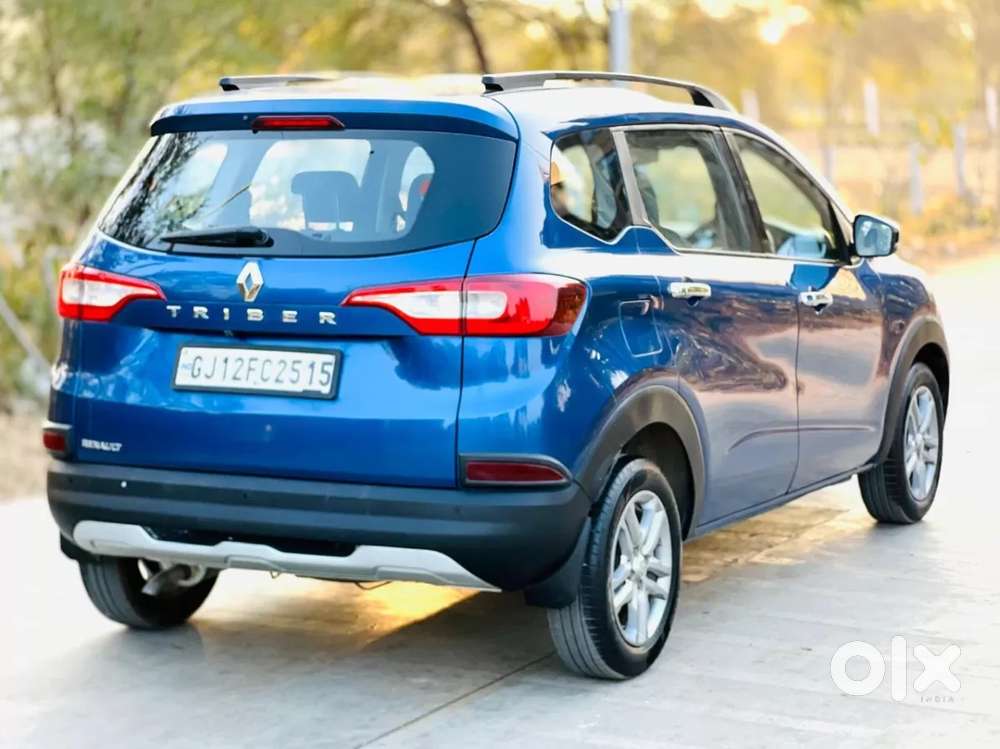 Renault Triber Rxz, 2022, Petrol