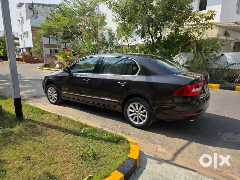 Skoda Superb/ Manual/2015/petrol/well Maintained