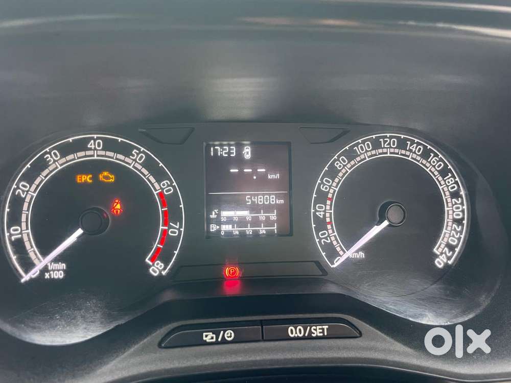 Skoda Slavia Active 1.0l Tsi Mt, 2022, Petrol