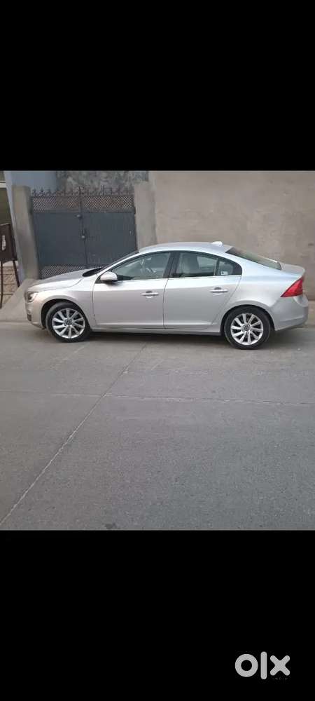 Volvo S60 2018 Diesel 82000 Km Very Good Condition Orignal Km Driven