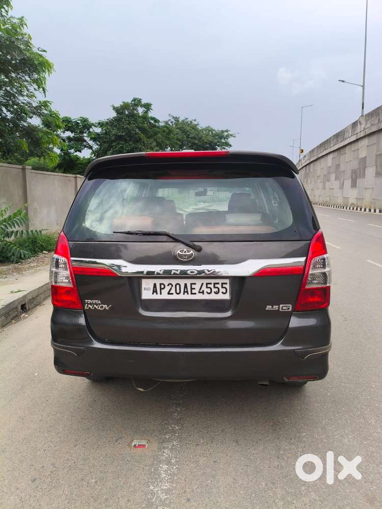 Toyota Innova 2.5 G (diesel) 8 Seater, 2010, Diesel