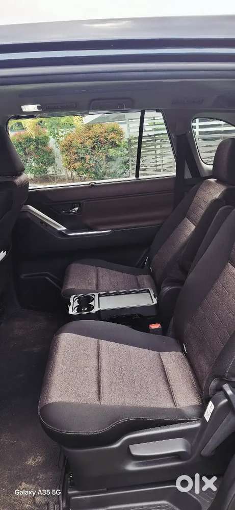Toyota Innova Hycross 2024 Petrol Well Maintained