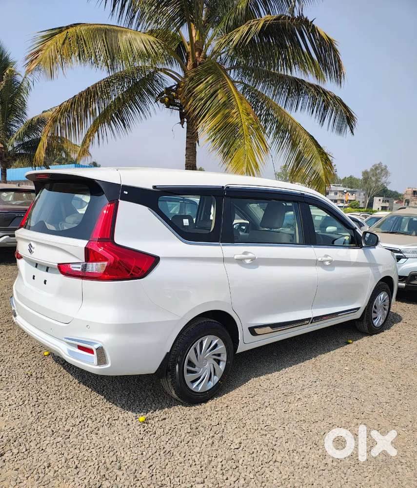 Maruti Suzuki Ertiga Vxi 2026