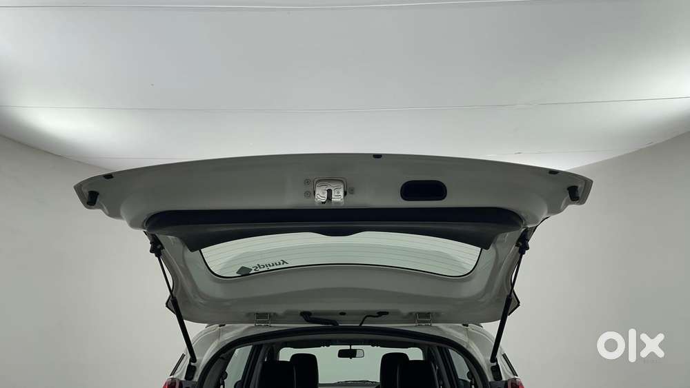 Maruti Suzuki Xl6 1.5 Alpha At, 2019, Petrol