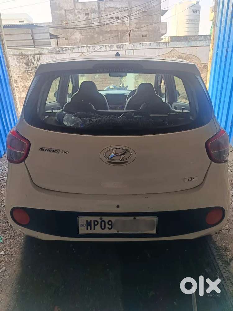 Hyundai Grand I10 2017 Petrol & Cng