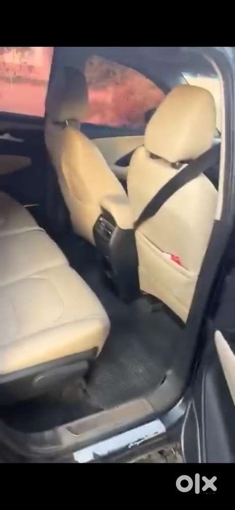 Mg Hector Sharp Diesel Top