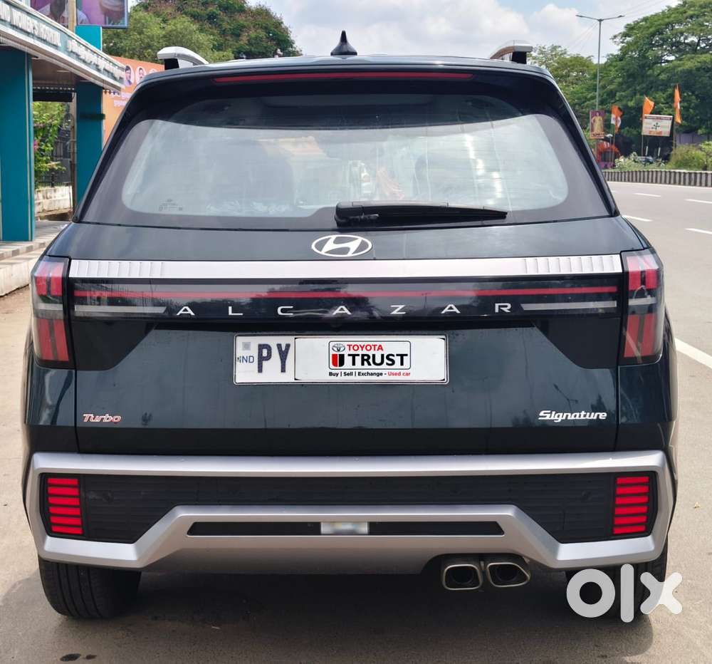 Hyundai Alcazar Signature 1.5 Petrol Dct 6str, 2025, Petrol