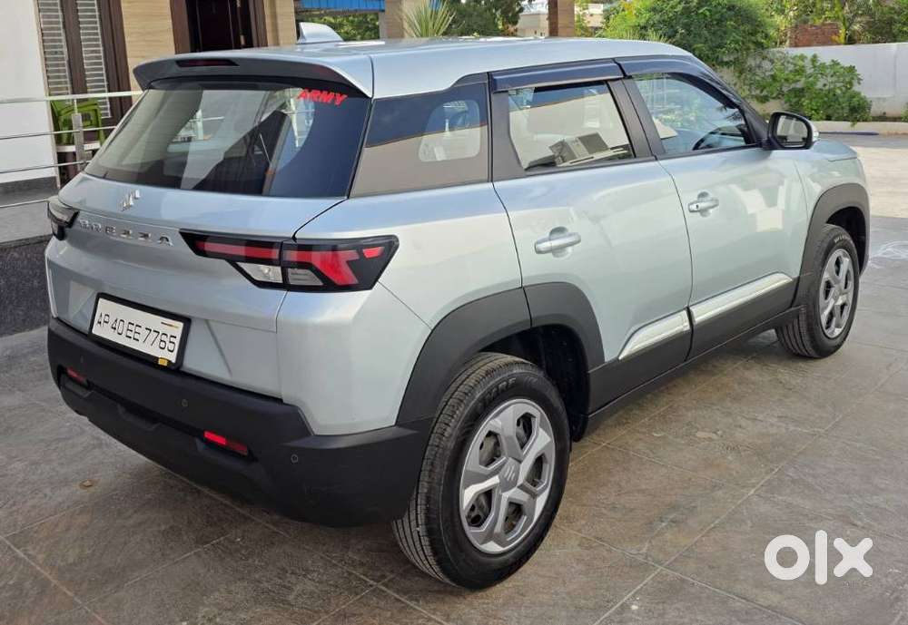 Maruti Suzuki Brezza 1.5 Vxi Smart Hybrid, 2024, Petrol