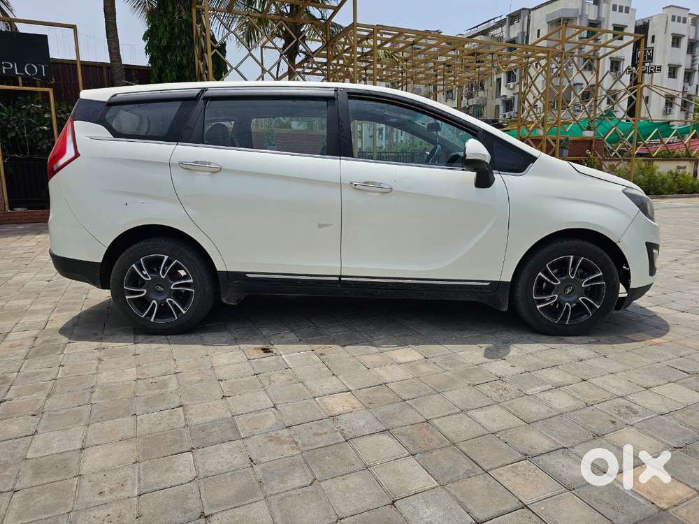 Mahindra Marazzo M8 8str, 2018, Diesel