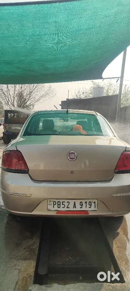 Fiat Linea 2009 Diesel 100000 Km Driven