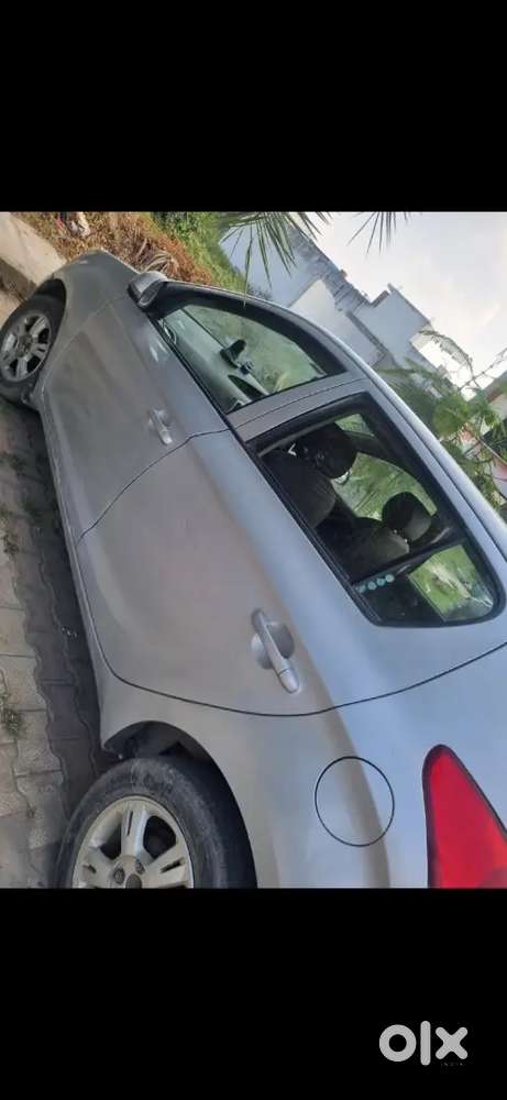 Hyundai I20 Sportz 2011