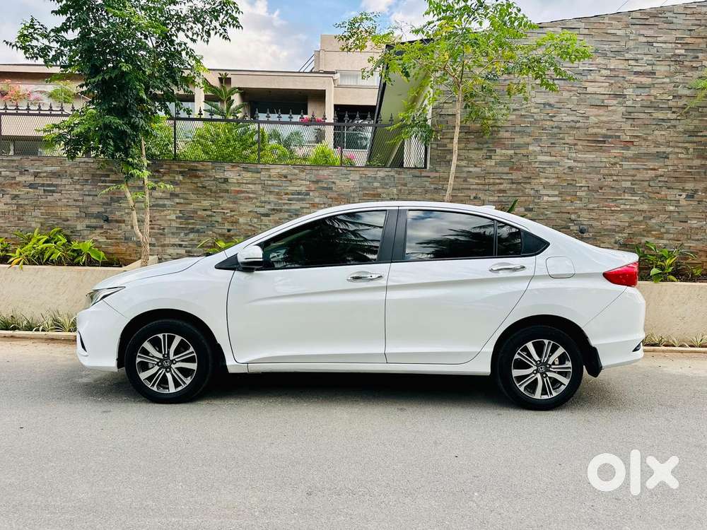 Honda City V Mt Exclusive, 2022, Petrol