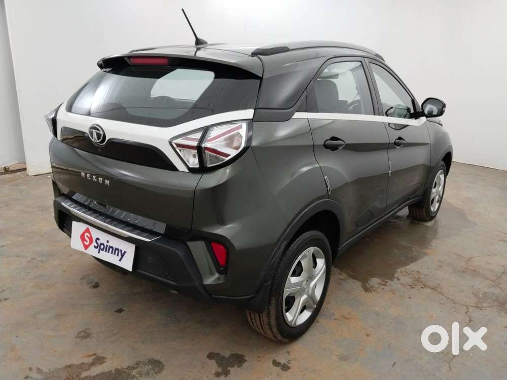 Tata Nexon 1.2 Revotron Xma, 2023, Petrol