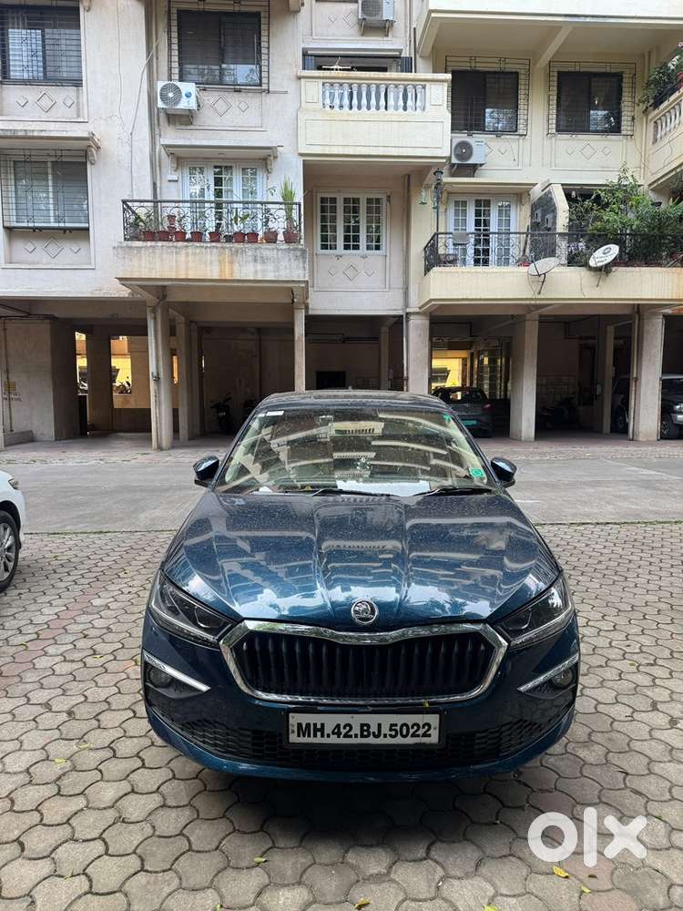 Skoda Slavia Petrol 2023