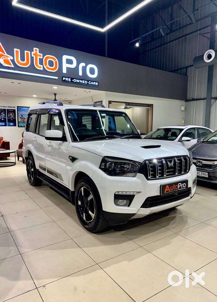 Mahindra Scorpio Classic 2.2 S 11 Mt 7 Str, 2023, Diesel
