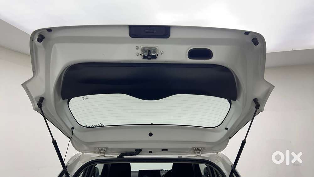 Maruti Suzuki Swift Vvt Vxi, 2025, Petrol