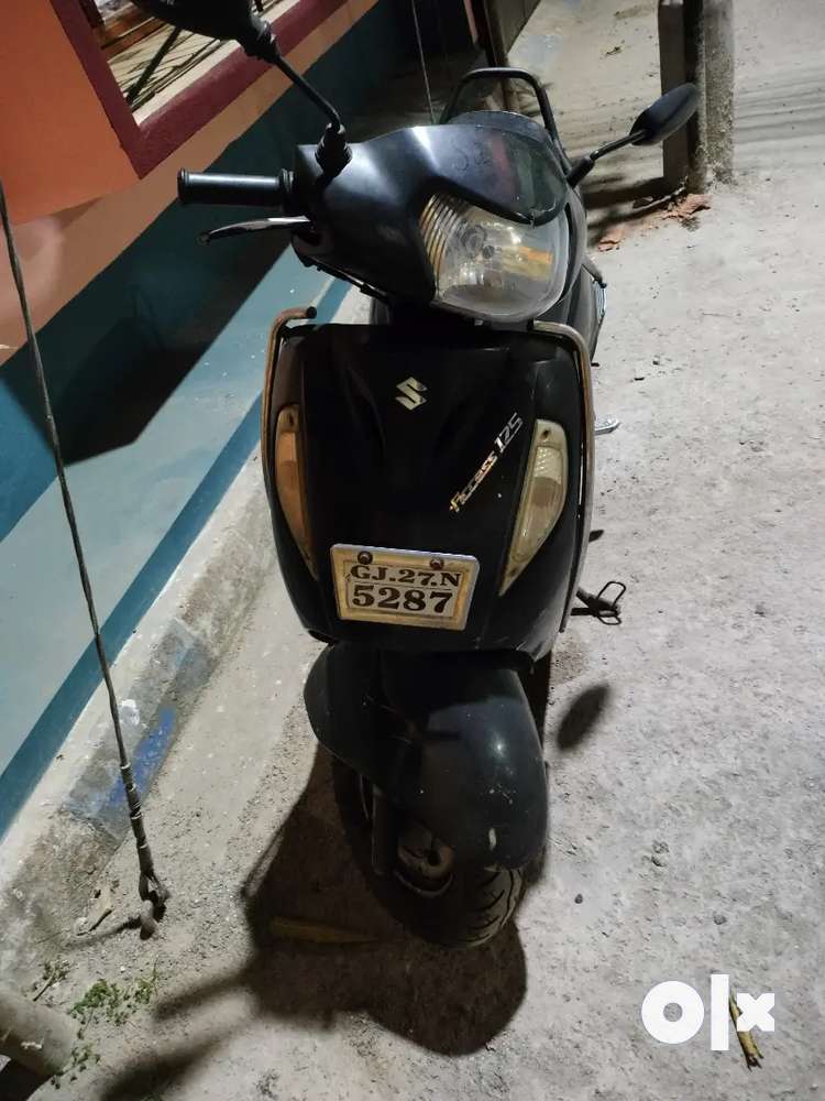 Second hand scooty in behala hotsell