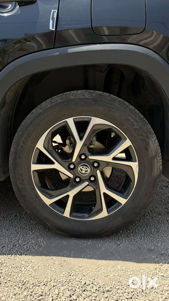 Toyota Urban Cruiser Hyryder 1.5 V Hybrid, 2022, Petrol