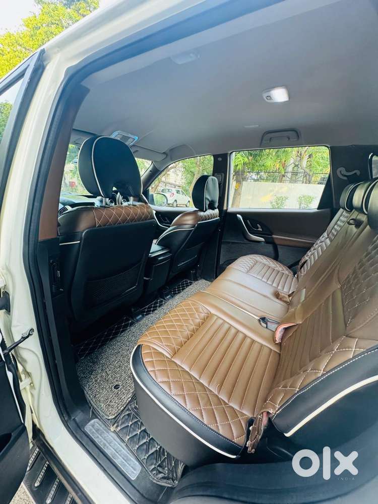 Mahindra Xuv500 W7, 2019, Diesel