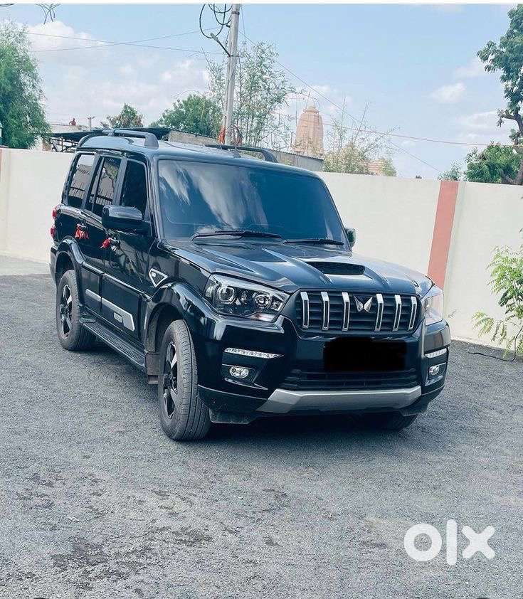 Mahindra Scorpio Classic 2023