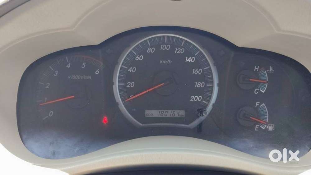 Toyota Innova 2.5 V 8 Str, 2014, Diesel