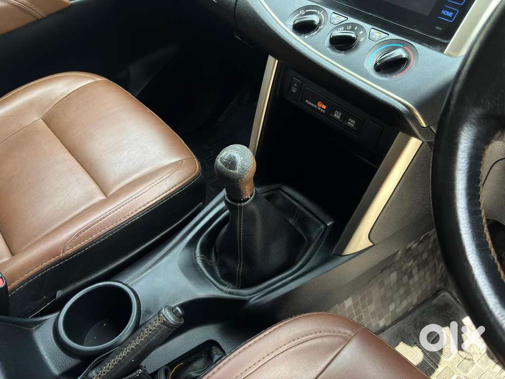 Toyota Innova Crysta 2.4 G Mt 8s, 2019, Diesel