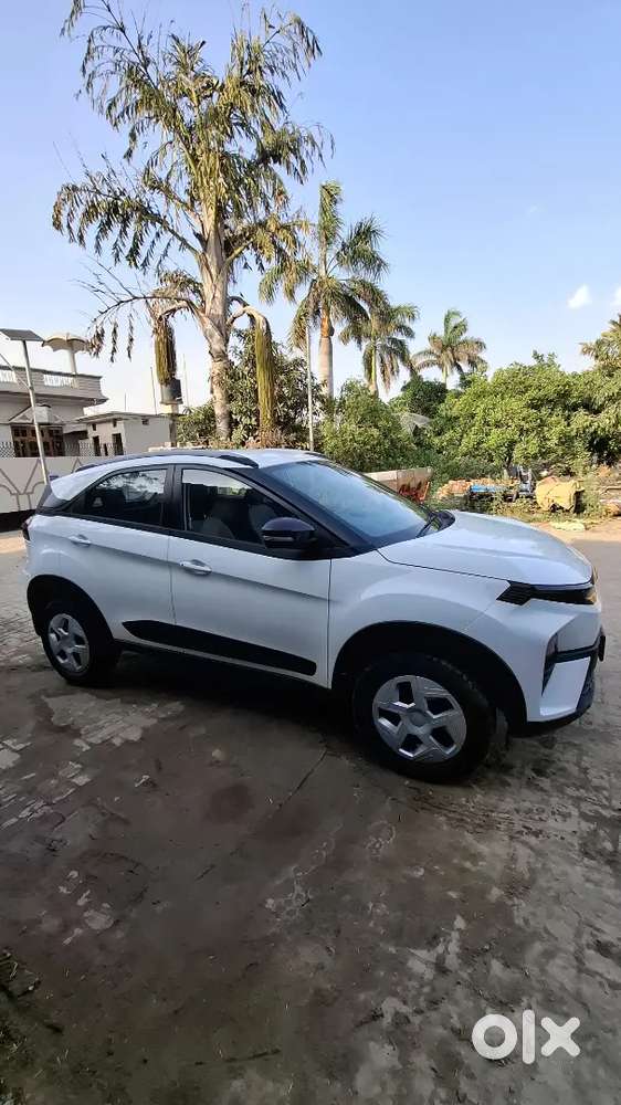 Tata Nexon Pure Plus 2025 Diesel 12000 Km Driven Automatic