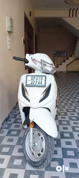 Olx battery 2024 wali scooty